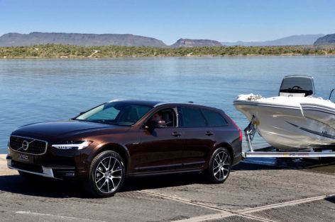 The V90 Cross Country has impressive towing capacity.