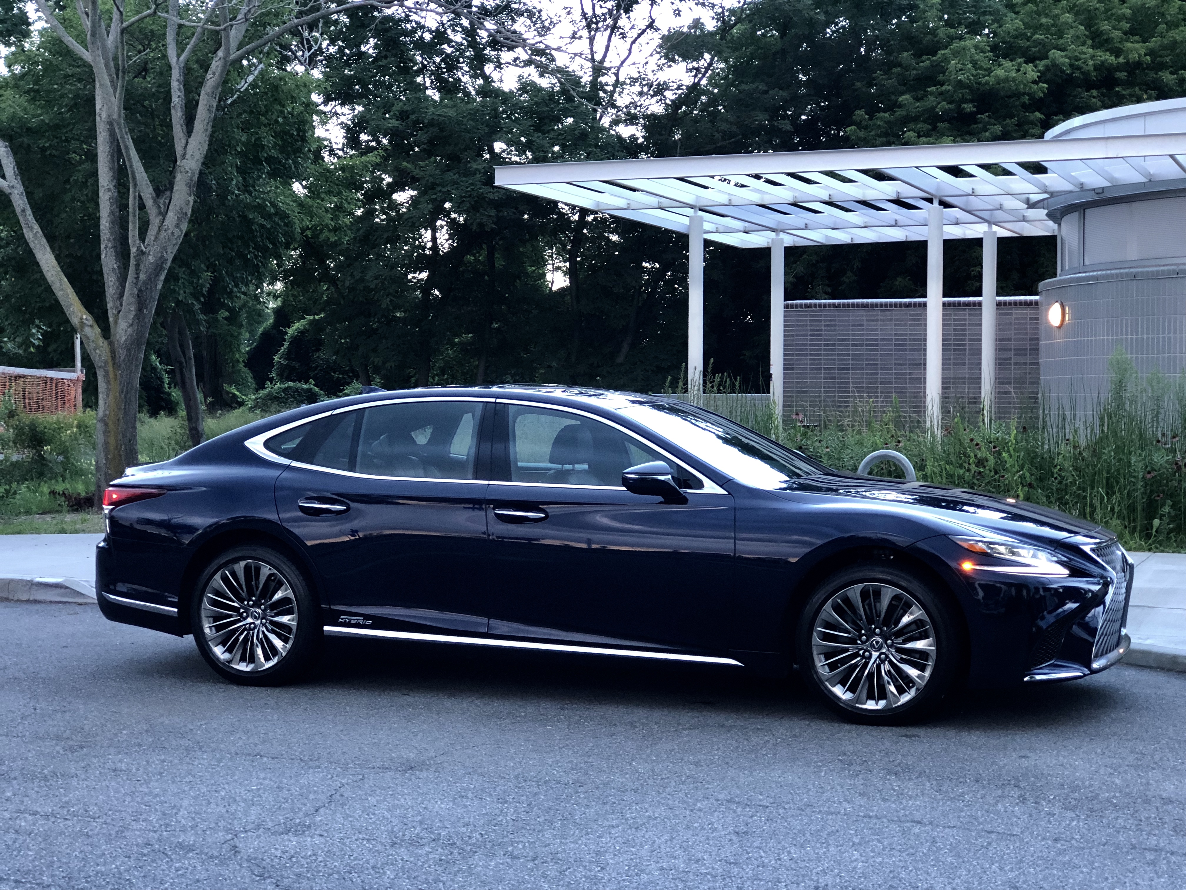 Review and Test Drive 2018 Lexus LS 500h The Green Car