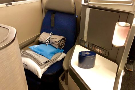 A United Polaris seat on a Boeing 777-200ER